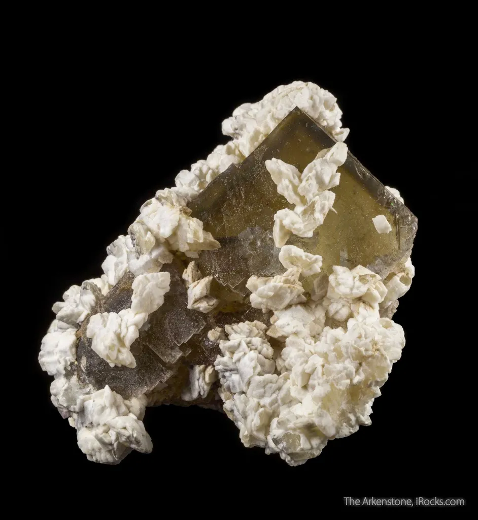 Benstonite on Fluorite - image 3