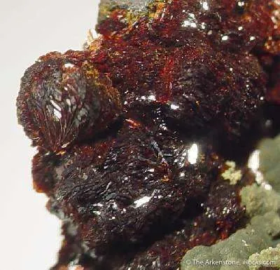 Beraunite With Kidwellite - image 2