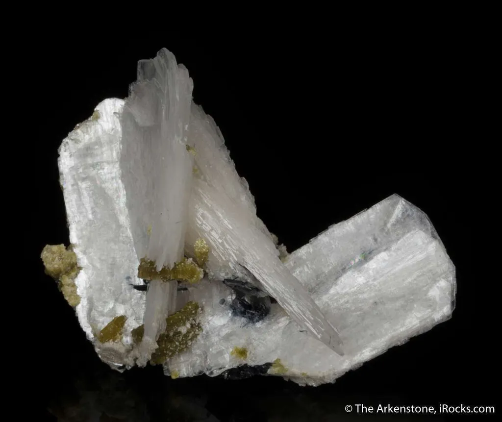 Bertrandite image