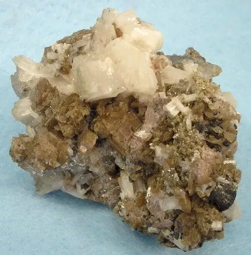 Bertrandite image