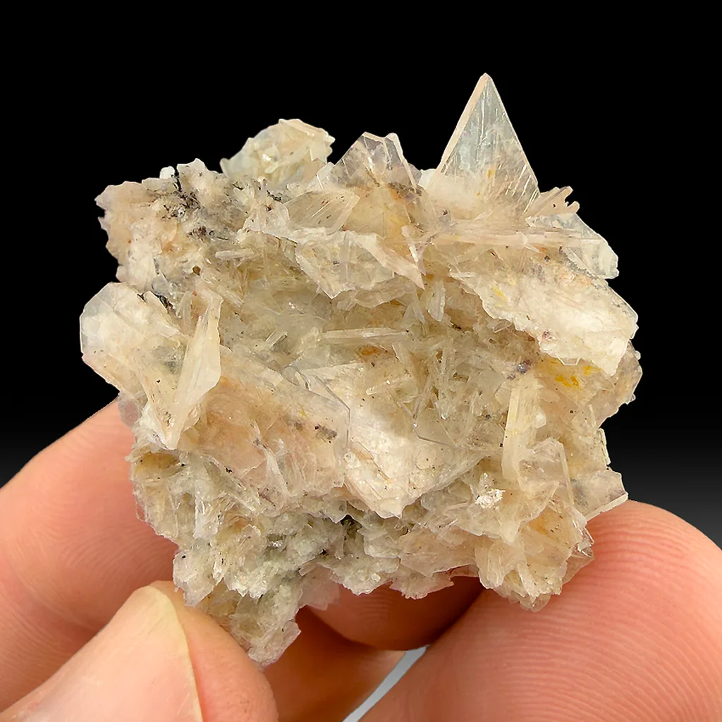 Bertrandite image