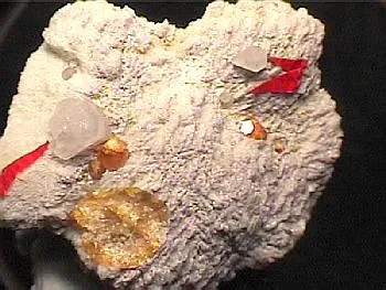 Bertrandite, Spessartine image