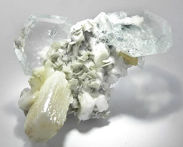 Beryl, Albite, Muscovite image