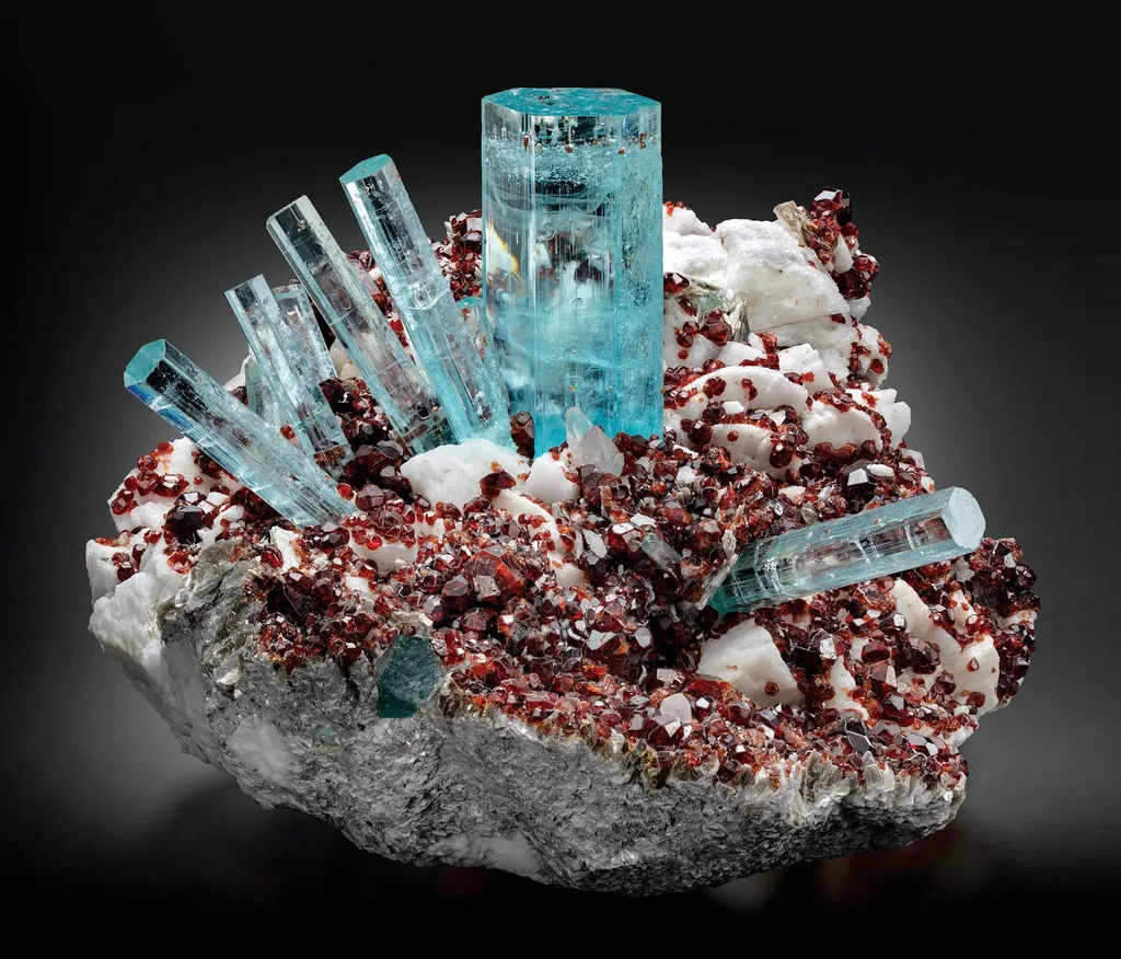 Beryl (Aquamarine) image