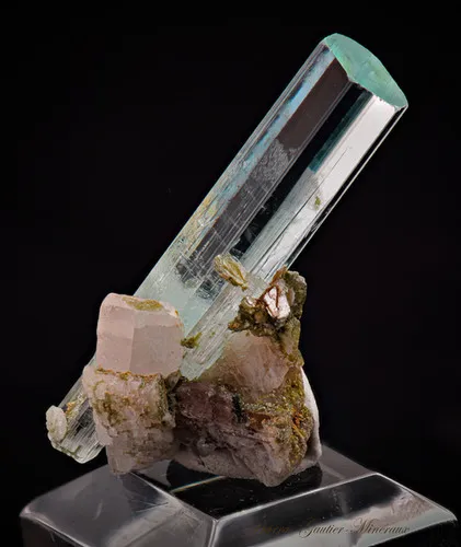 Beryl Aquamarine- Apatite - image 2