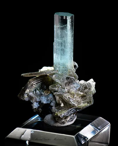 Beryl Aquamarine - Muscovite - image 2