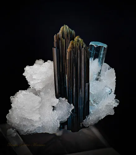 Beryl Aquamarine-Tourmaline-Cleavelandite - image 2