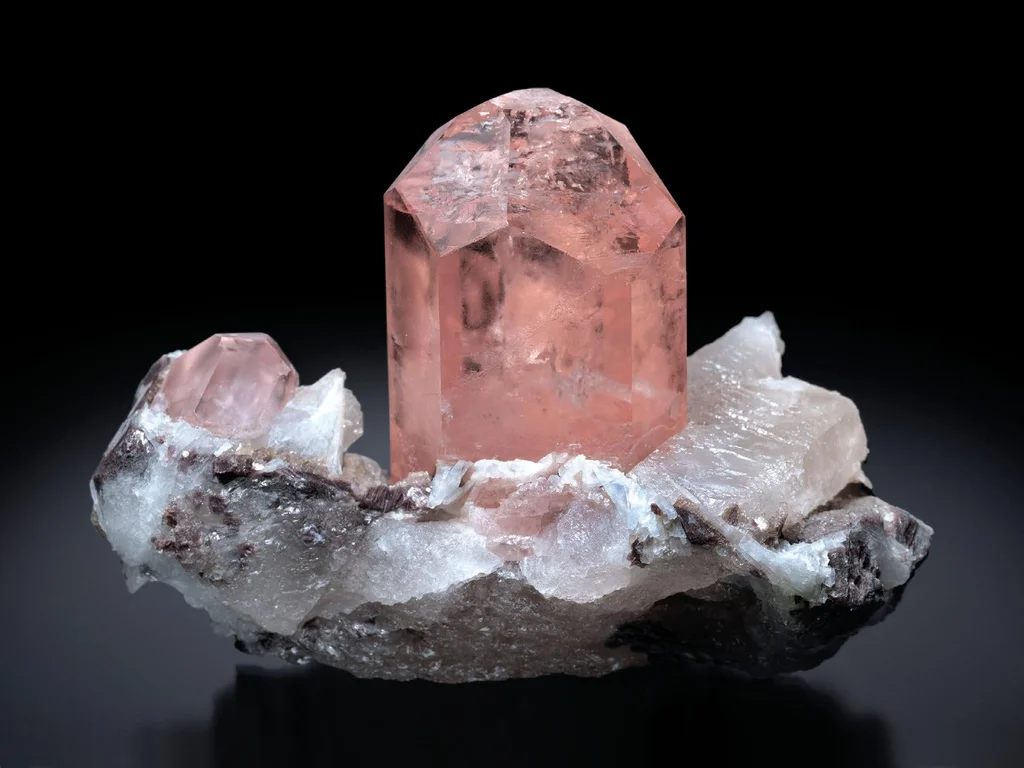 Beryl from Golconda pegmatite field, Governador Valadares, Minas Gerais, Brazil image