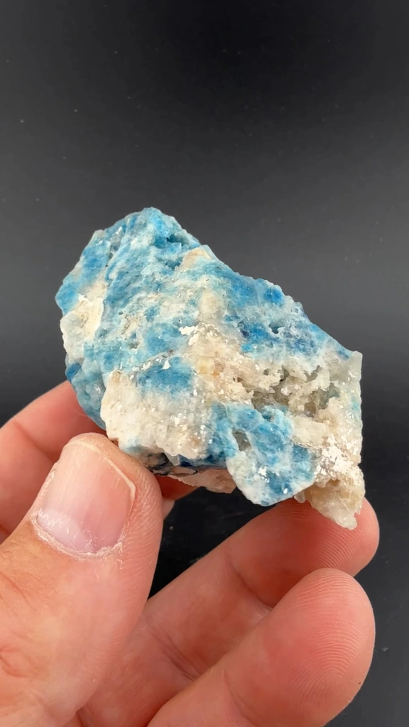 Beryl from Last Hope Mine, Karoi District, Mashonaland West Province, Zimbabwe - image 2