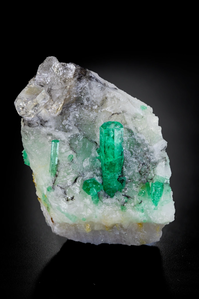 Beryl from Peña Blanca Mine, Boyacá Department, Colombia image