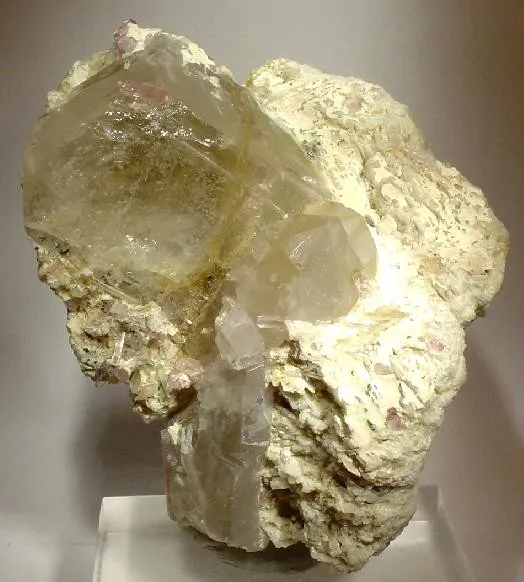 Beryl, Quartz (Var: Smoky Quartz), Tourmaline, Albite image