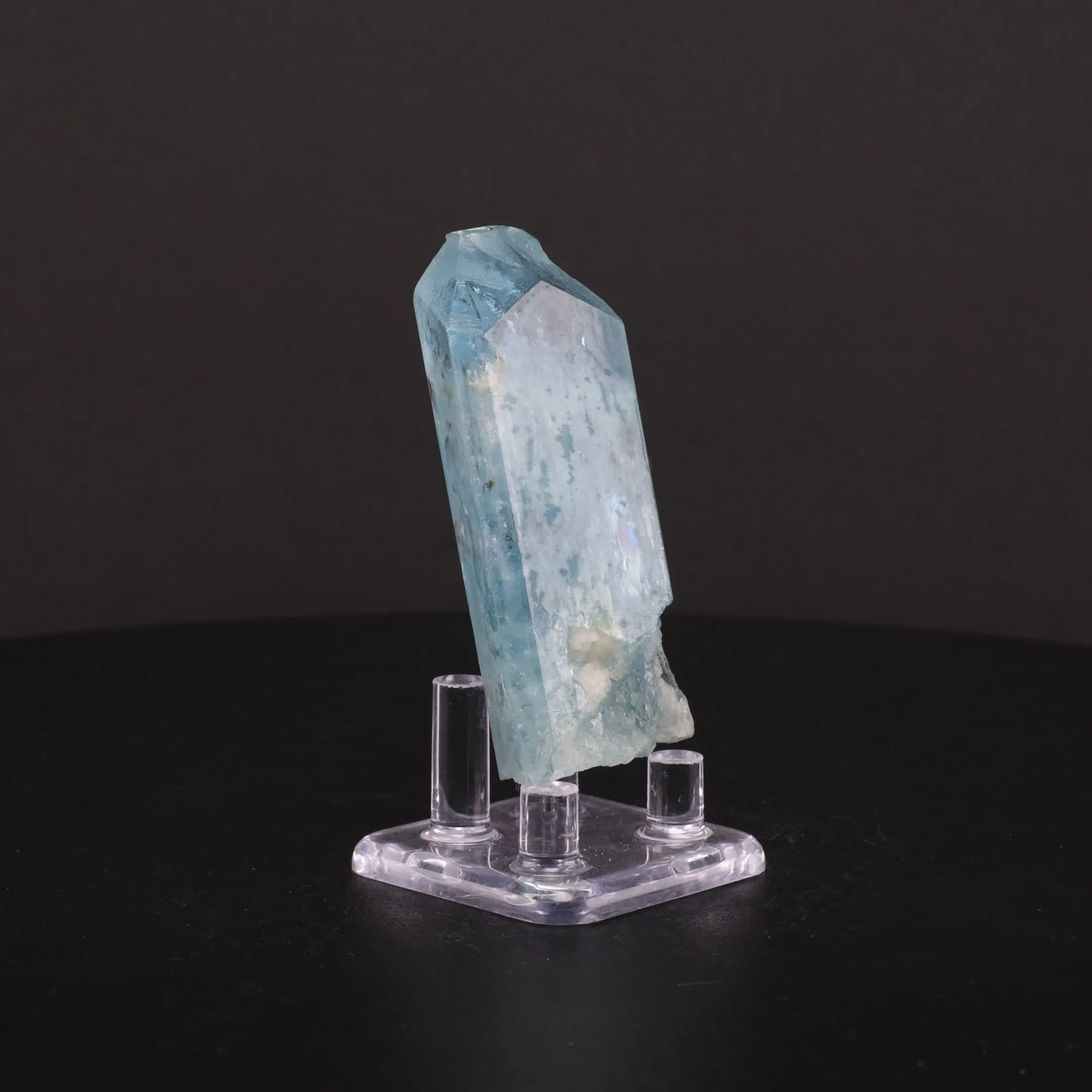 Beryl v. Aquamarine - image 2