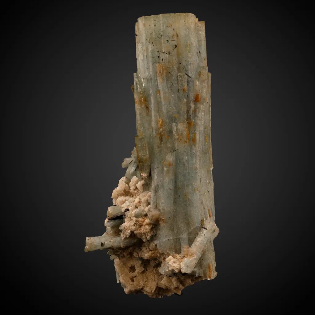 Beryl v. Aquamarine image