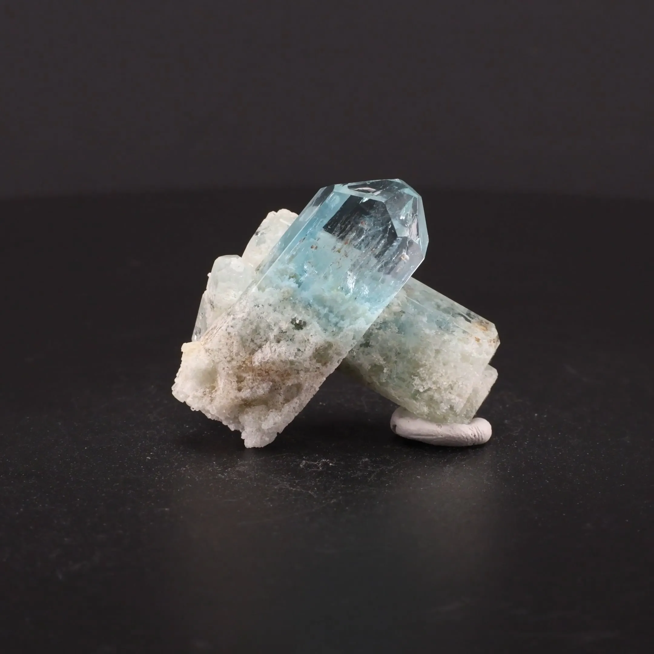 Beryl v. Aquamarine - image 2