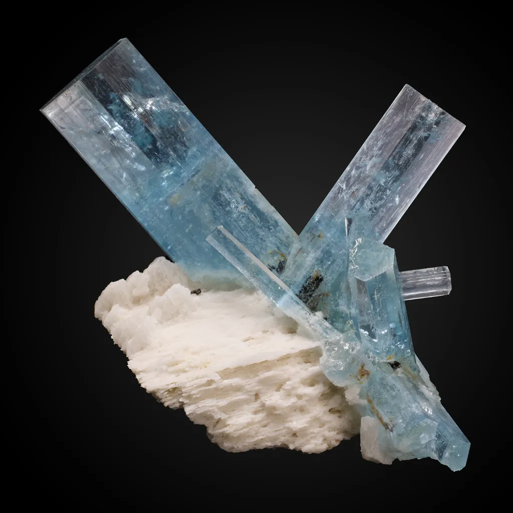 Beryl v. Aquamarine, Orthoclase image