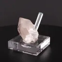 Beryl v. Aquamarine Quartz, Albite - image 2