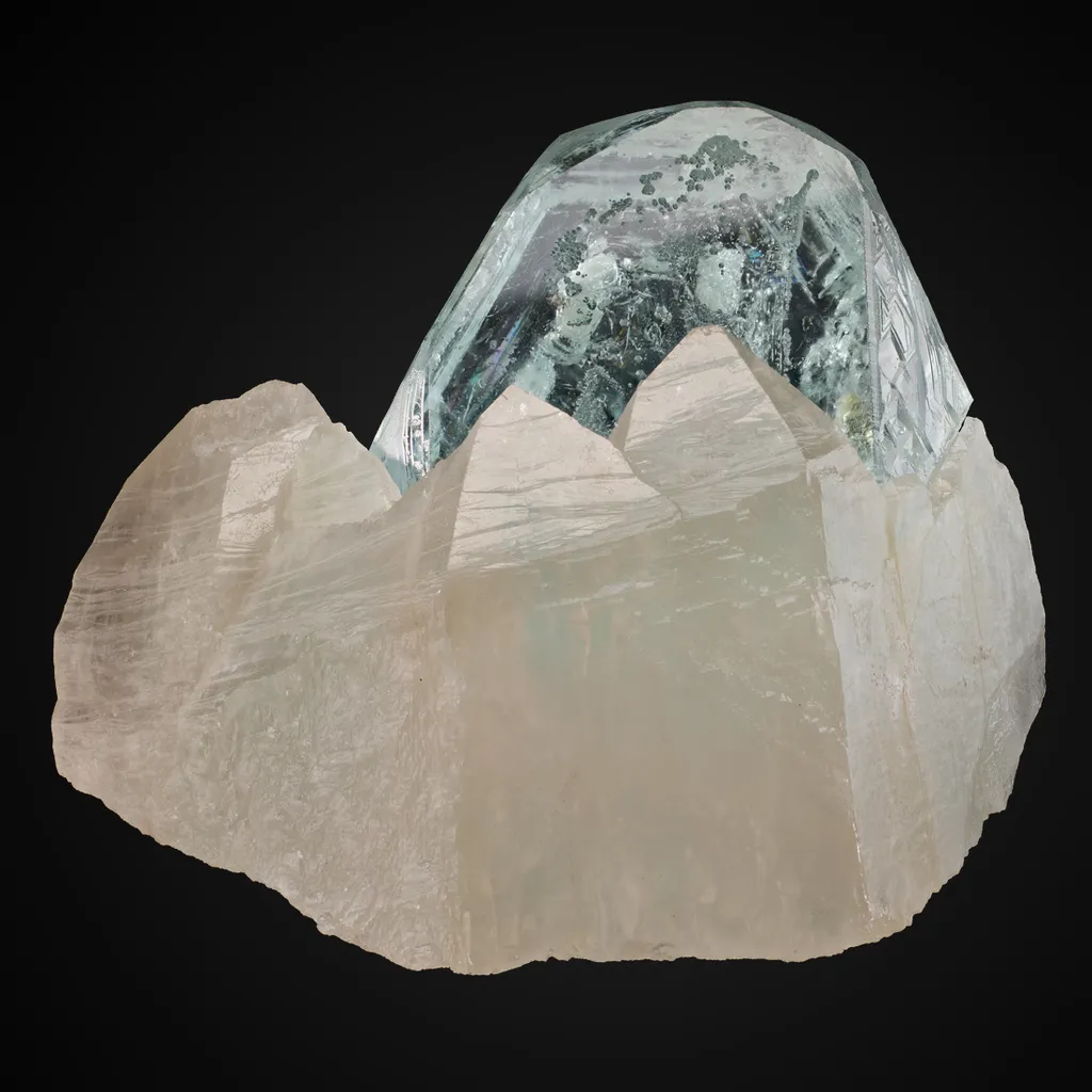 Beryl v. Aquamarine, Quartz image