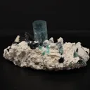 Beryl v. Aquamarine, Schorl, Fluorite - image 2
