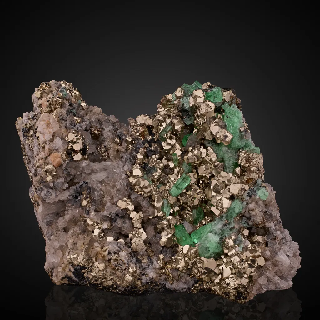 Beryl v. Emerald, Pyrite image