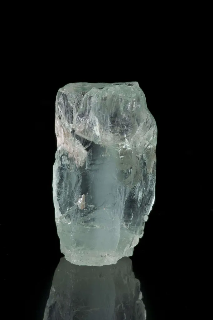 Beryl Var. Aquamarine - image 2