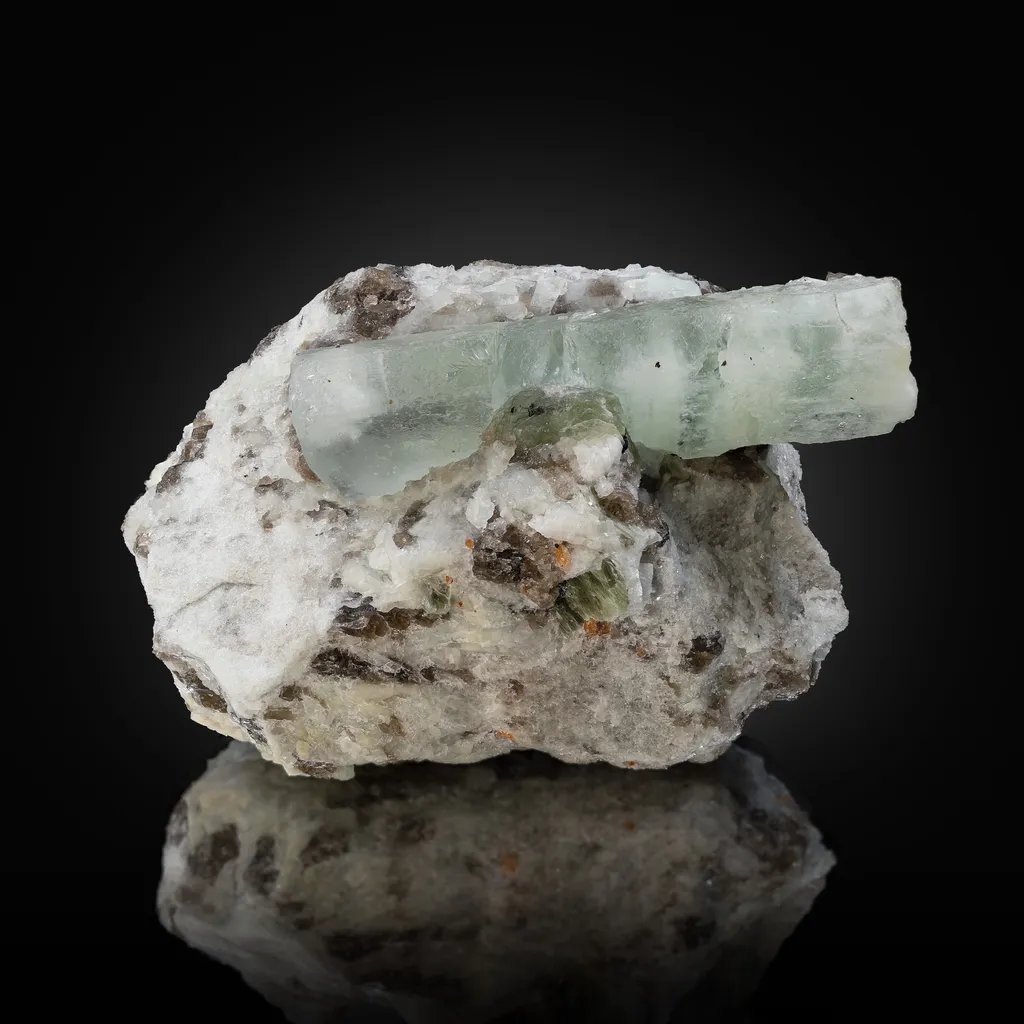 Beryl var Aquamarine - image 3