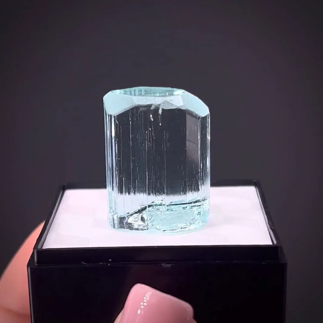Beryl var. Aquamarine - image 2