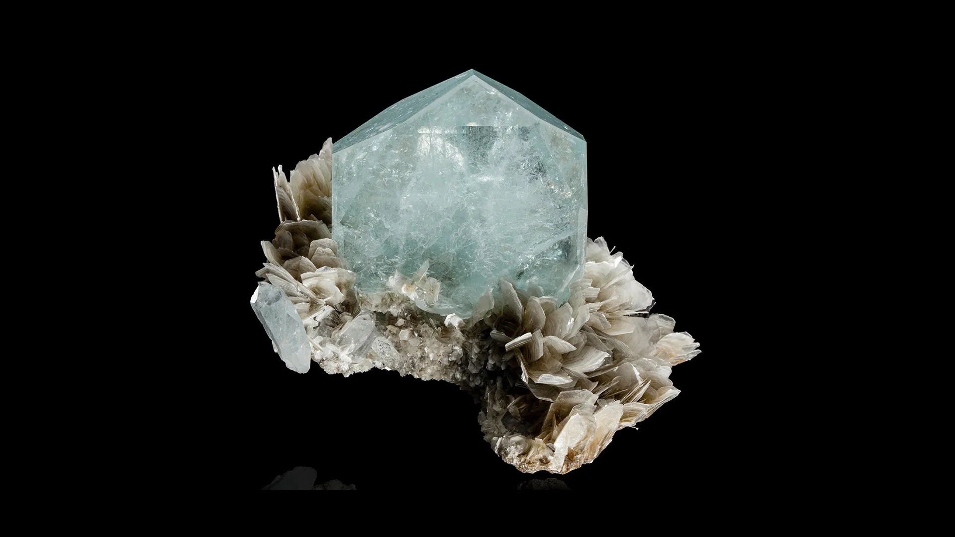 Beryl (var. Aquamarine) - image 1