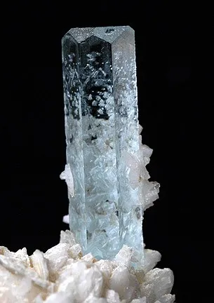 Beryl (Var: Aquamarine) - image 2
