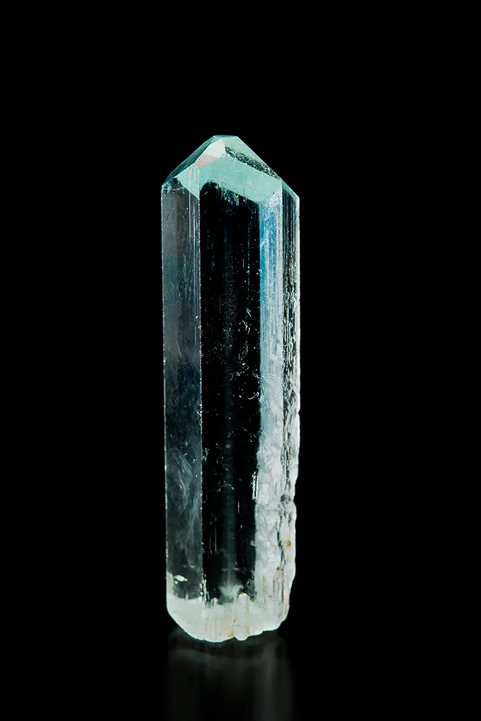 Beryl var. Aquamarine image