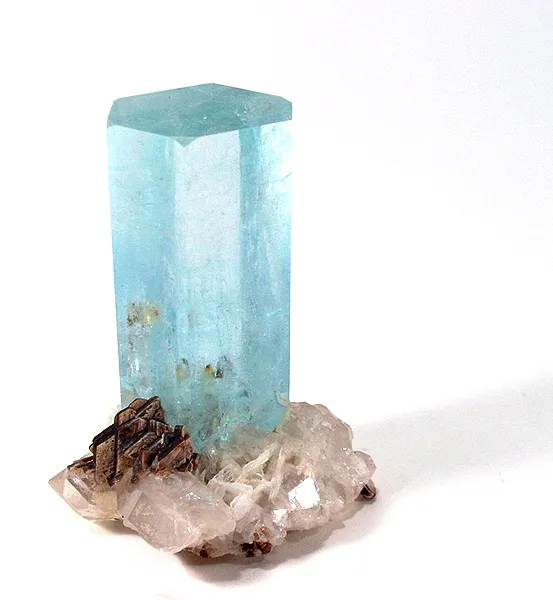 Beryl (Var: Aquamarine) image