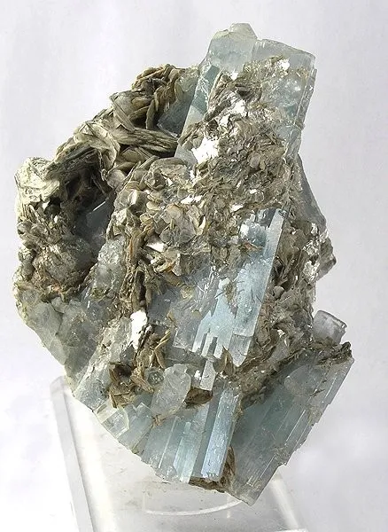 Beryl (Var: Aquamarine) image