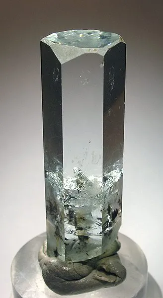 Beryl (Var: Aquamarine) image