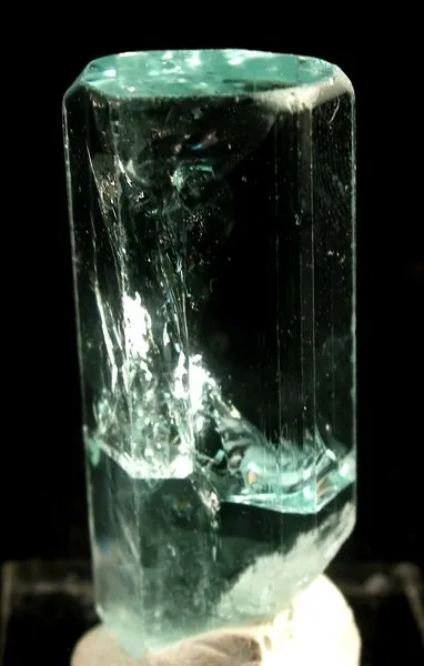 Beryl (Var: Aquamarine) image