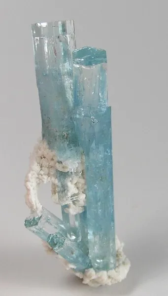 Beryl (Var: Aquamarine) image