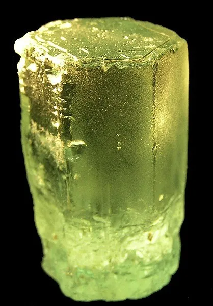 Beryl (Var: Aquamarine) image