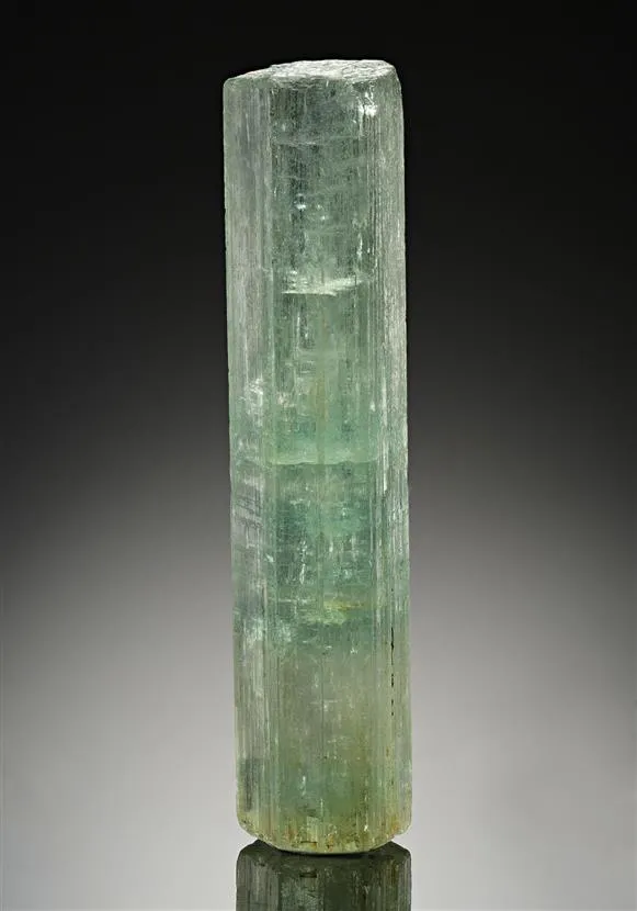 Beryl var. Aquamarine image