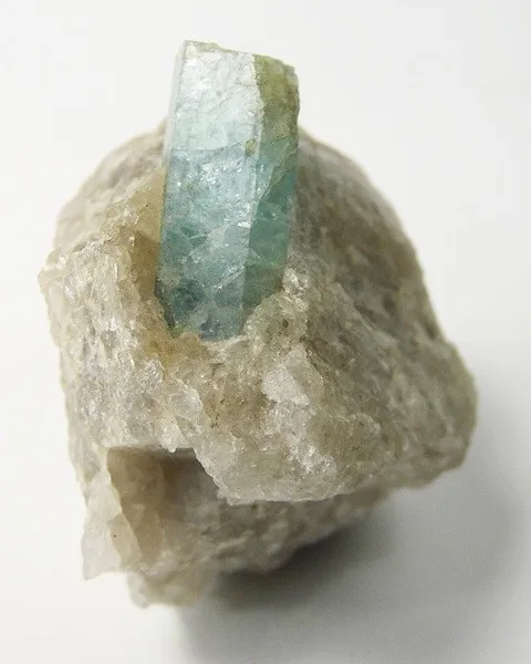 Beryl (Var: Aquamarine) image