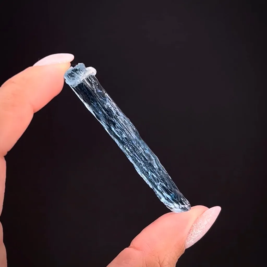 Beryl var. Aquamarine image