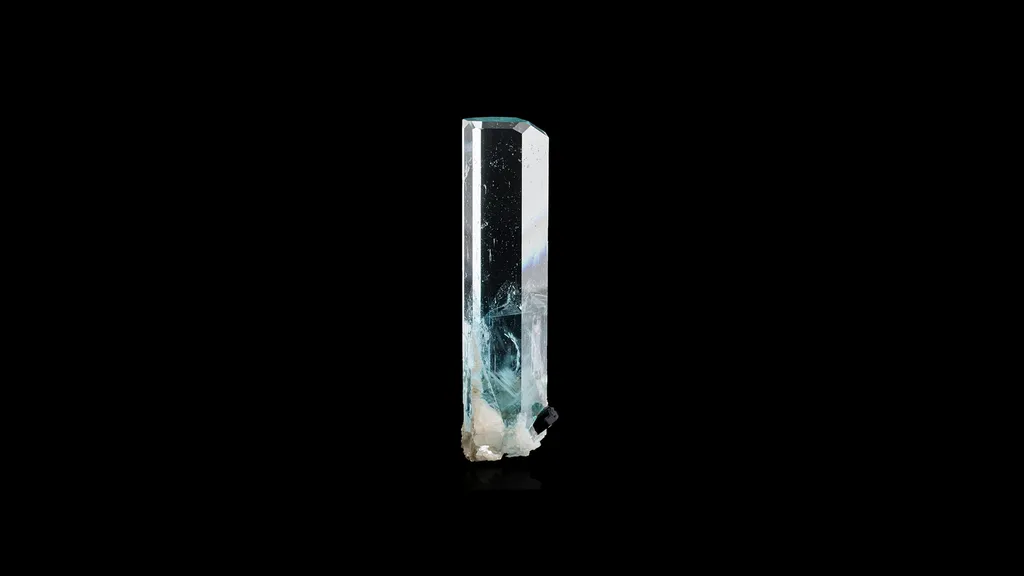 Beryl (var. Aquamarine) image