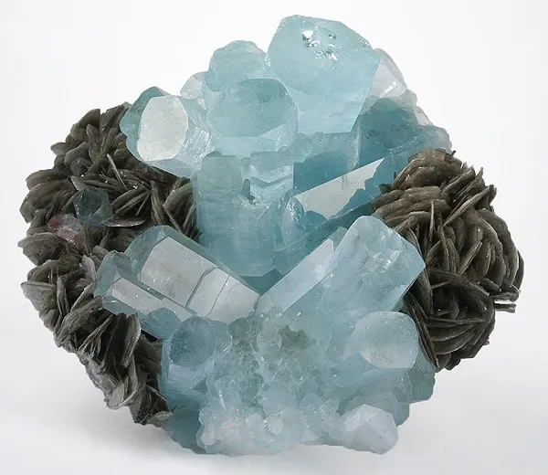 Beryl (Var: Aquamarine) image