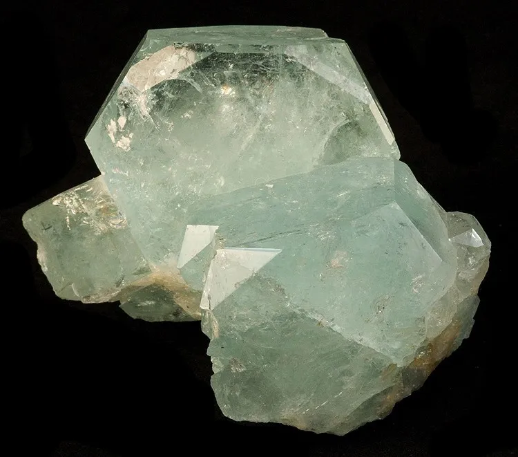 Beryl (Var: Aquamarine) image