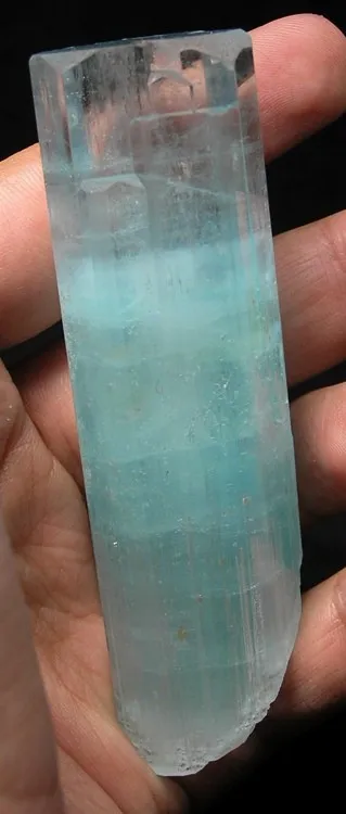 Beryl (Var: Aquamarine) image