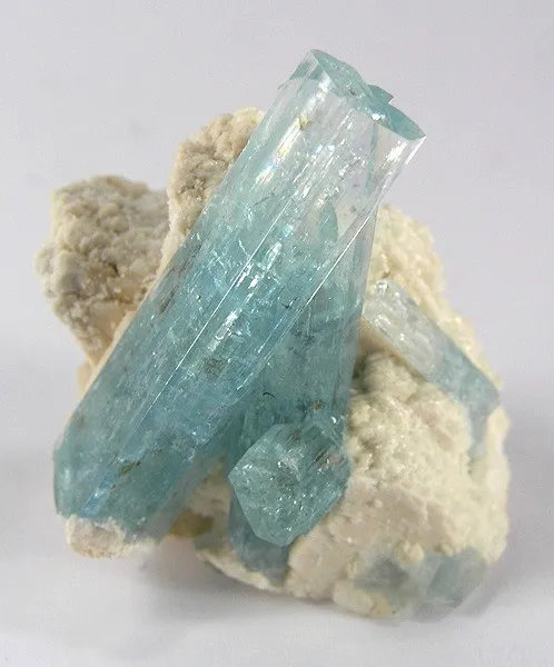 Beryl (Var: Aquamarine) image