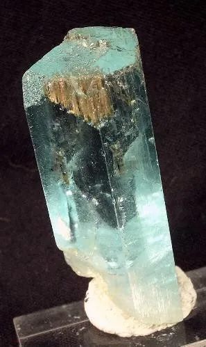 Beryl (Var: Aquamarine) image