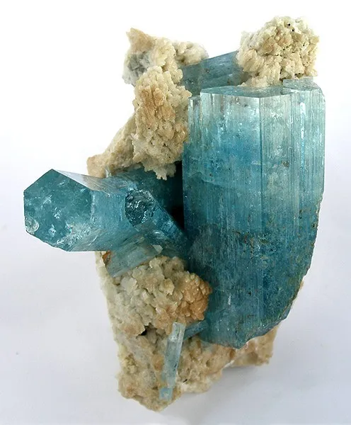 Beryl (Var: Aquamarine), Albite image
