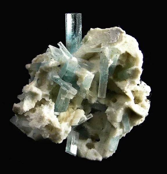 Beryl (Var: Aquamarine), Albite image
