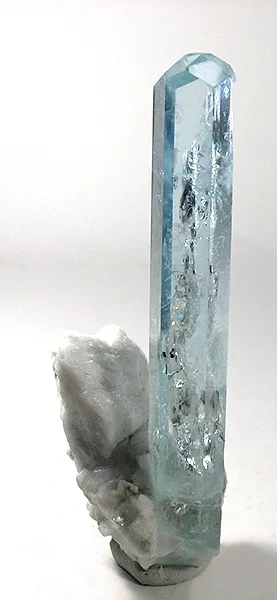 Beryl (Var: Aquamarine), Albite image