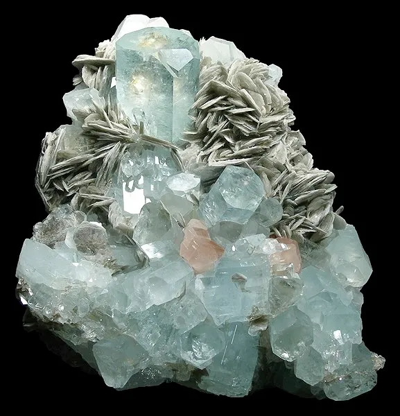 Beryl (Var: Aquamarine), Apatite-(Caf), Muscovite - image 1