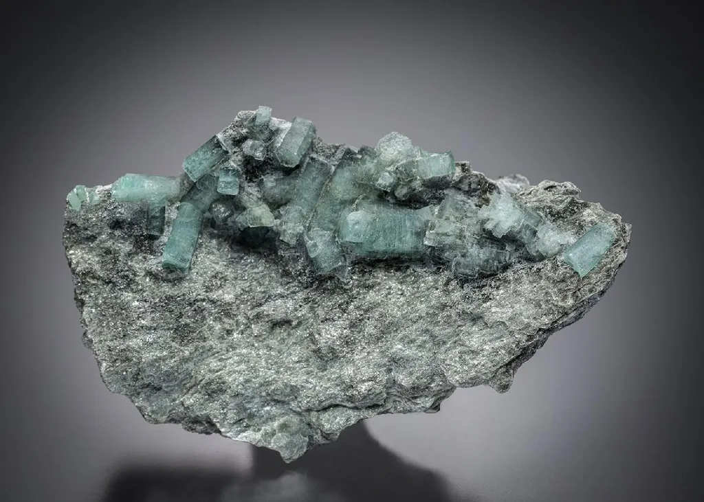 Beryl Var. Aquamarine image