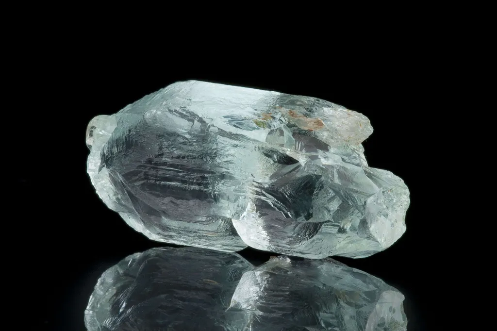Beryl Var. Aquamarine image